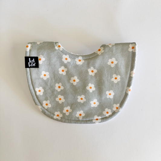 Daisy Roundie Bib